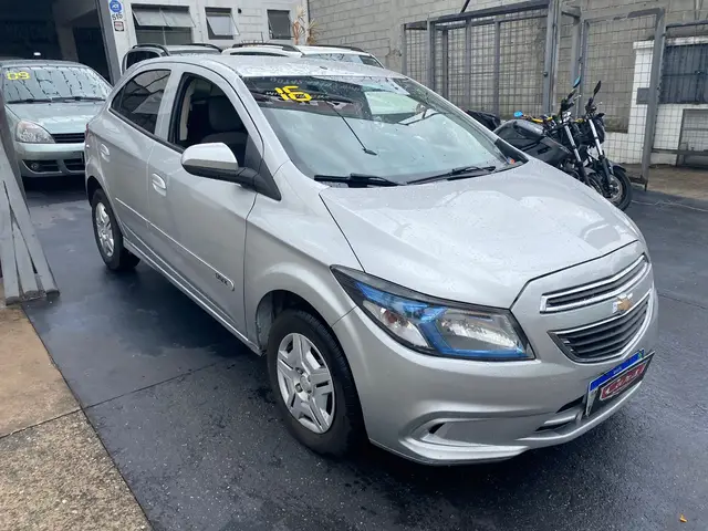 Carro Chevrolet Onix 2016 1.0 LT SPE/4