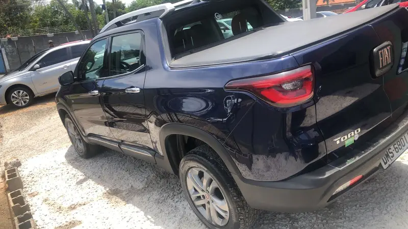 Fiat Toro Volcano 2.4 AT9 4x2 (Flex)