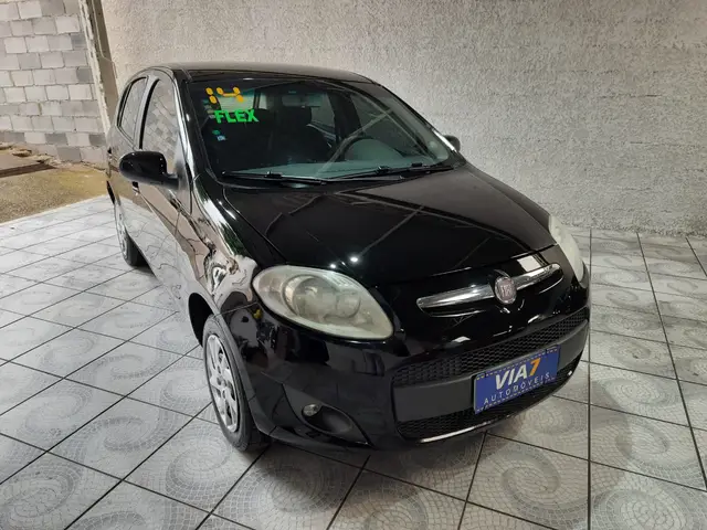 Carro Fiat Palio 2014 Attractive 1.0 8V (Flex)