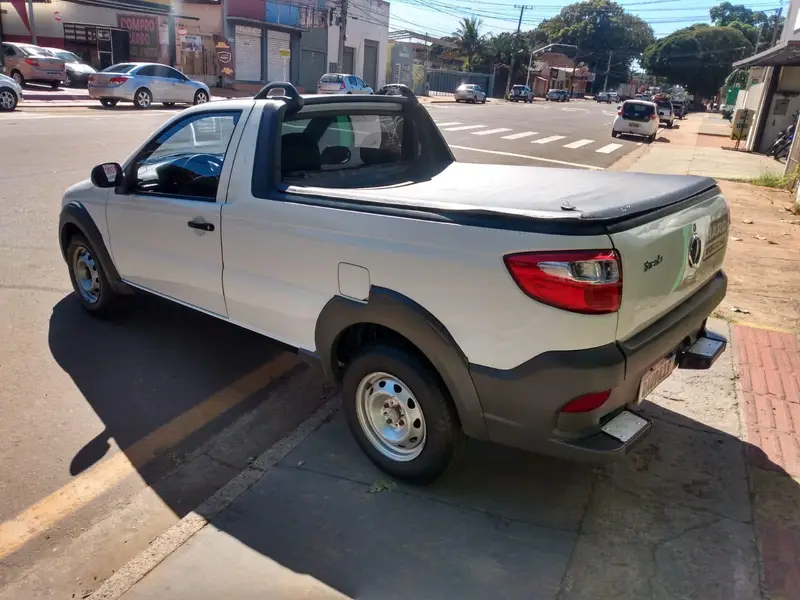 Fiat Strada Hard Working 1.4 (Flex) (Cabine Simples)