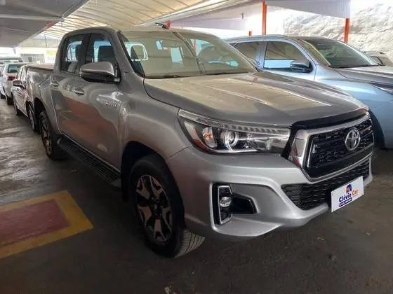 Carro Toyota Hilux Cabine Dupla 2019 Hilux 2.8 TDI CD SRX 50th 4x4 (Aut)