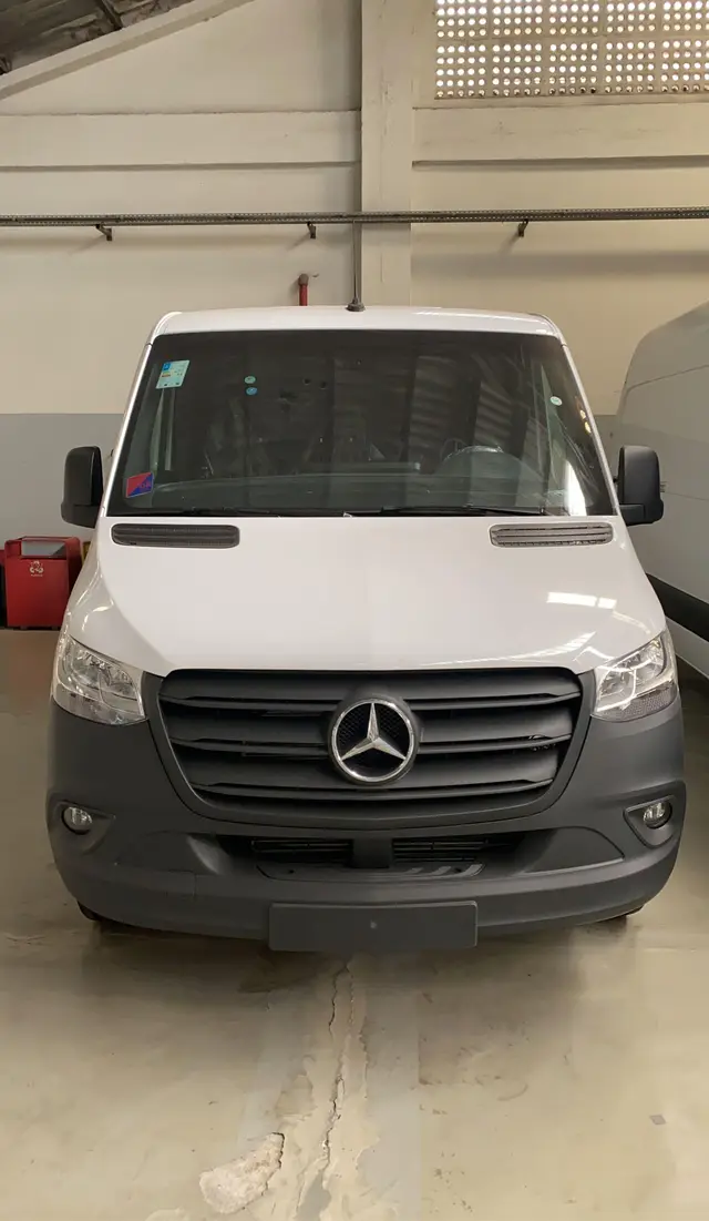 Carro Mercedes-Benz Sprinter 2022 FURGÃO 314 CDI STREET F32B UP1