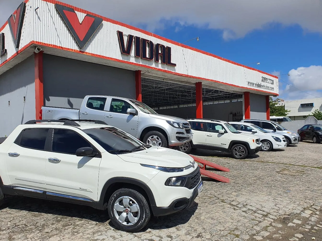 Fachada da loja Veículos à venda em VIDAL MOTORS - Campina Grande - PB | Mobiauto