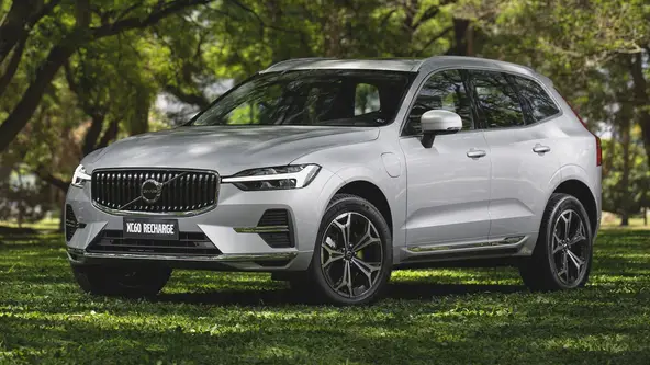 SUV desembarca com novo visual e mais tecnológico, e já está disponível nas lojas. 