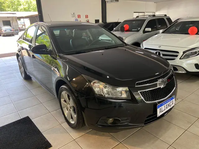 Carro Chevrolet Cruze 2012 LT 1.8 16V Ecotec (Flex)