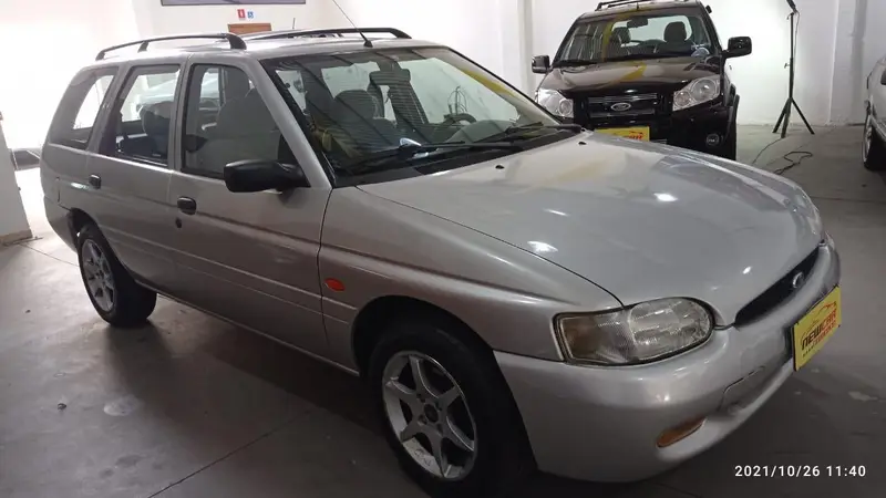Ford Escort Hatch GL Full 1.6 MPi 8V