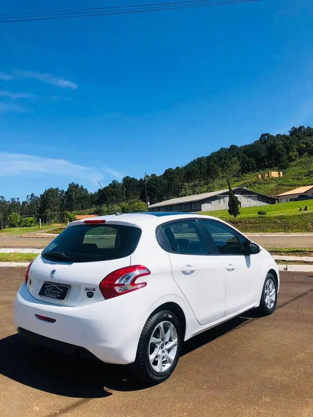 Carro Peugeot 208 2014 Allure 1.5 8V (Flex)