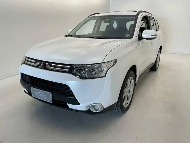 Carro Mitsubishi Outlander 2015 2.0 16V CVT