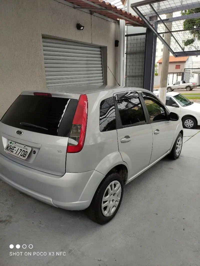 Ford Fiesta Hatch 1.6 (Flex)
