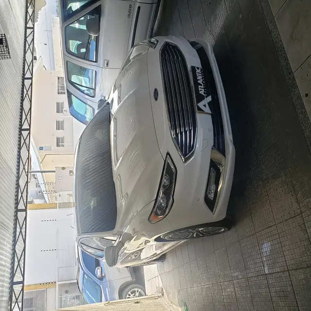 Carro Ford Fusion 2017 2.0 16V Hybrid Titanium (Aut)