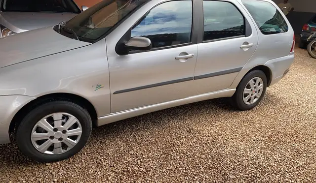 Carro Fiat Palio Weekend 2008 ELX 1.4 8V (Flex)