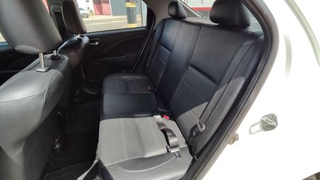 Etios Sedan Platinum 1.5 (Flex)