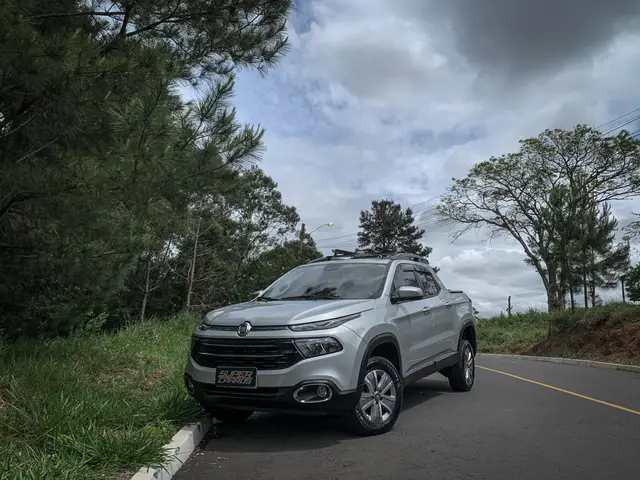 Carro Fiat Toro 2017 Freedom Open Edition Plus 1.8 AT6 4x2 (Flex)