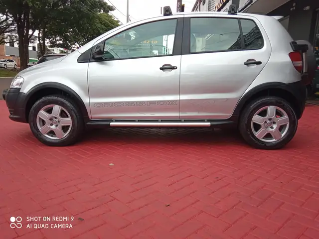 Carro Volkswagen CrossFox 2009 1.6 (Flex)