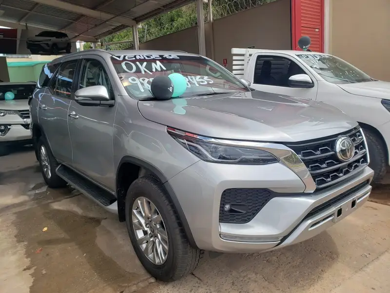 Toyota SW4 SRX 2.8 turbodiesel 5L 4x4 (Aut)