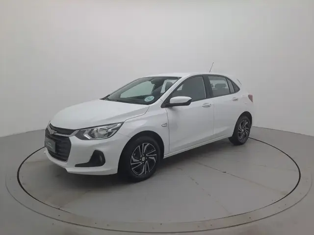 Carro Chevrolet Onix 2024 LT 1.0
