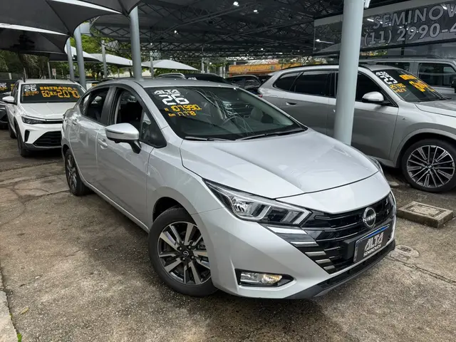 Carro Nissan Versa 2026 Advance