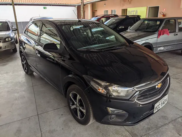 Carro Chevrolet Onix 2017 1.4 LT SPE/4