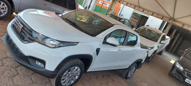 Carro Fiat Strada 2022 Freedom 1.3 CD (Flex)