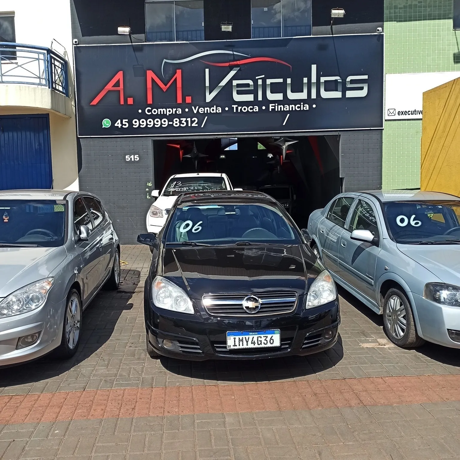 Fachada da loja AM Veiculos - Cascavel - PR