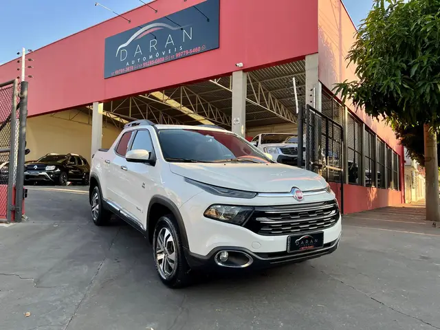 Carro Fiat Toro 2018 Freedom 2.4 TigerShark AT9 (Flex)