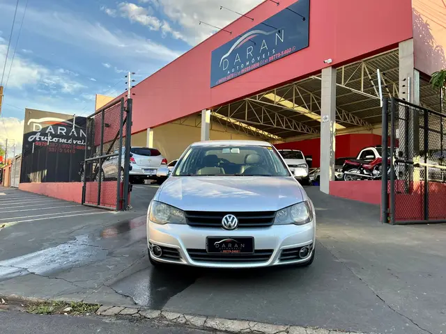 Carro Volkswagen Golf 2011 Sportline 1.6 (Flex)
