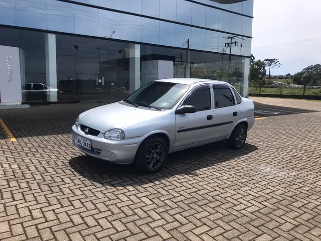 Carro Chevrolet Classic 2008 Corsa Sedan  Life 1.0 VHC (Flex)