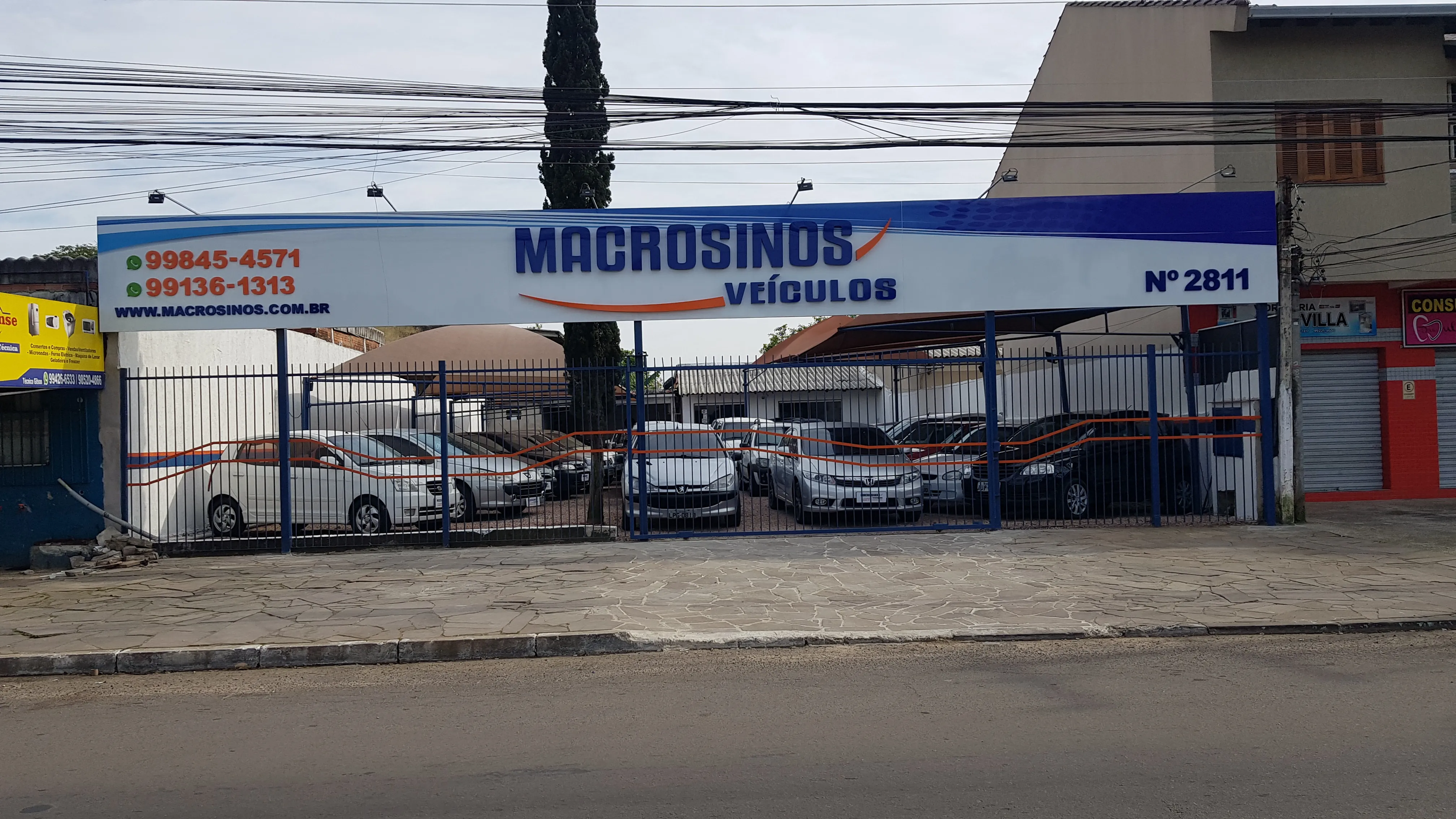 Fachada da loja Veículos à venda em Macrosinos - Canoas - RS | Mobiauto