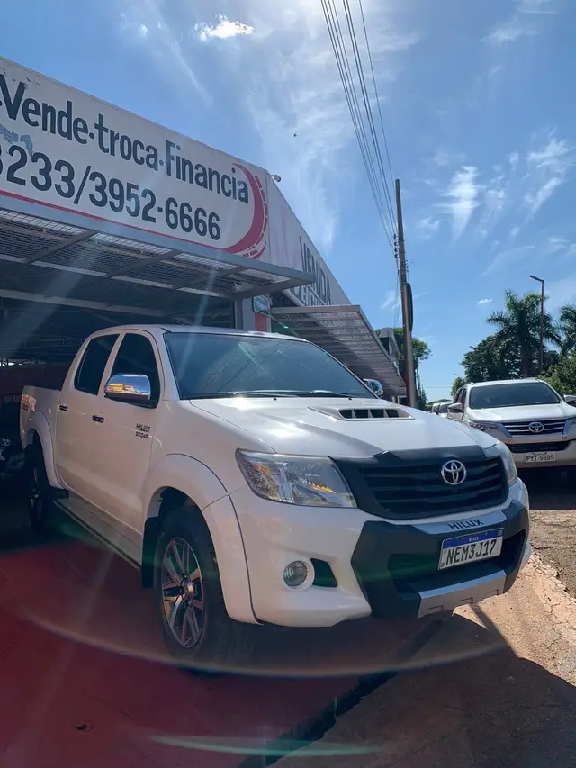 Carro Toyota Hilux Cabine Dupla 2014 Hilux 3.0 TDI 4x4 CD SRV