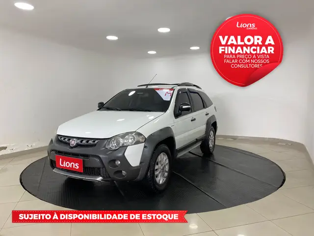 Carro Fiat Palio Weekend 2014 Adventure 1.8 16V (Flex)