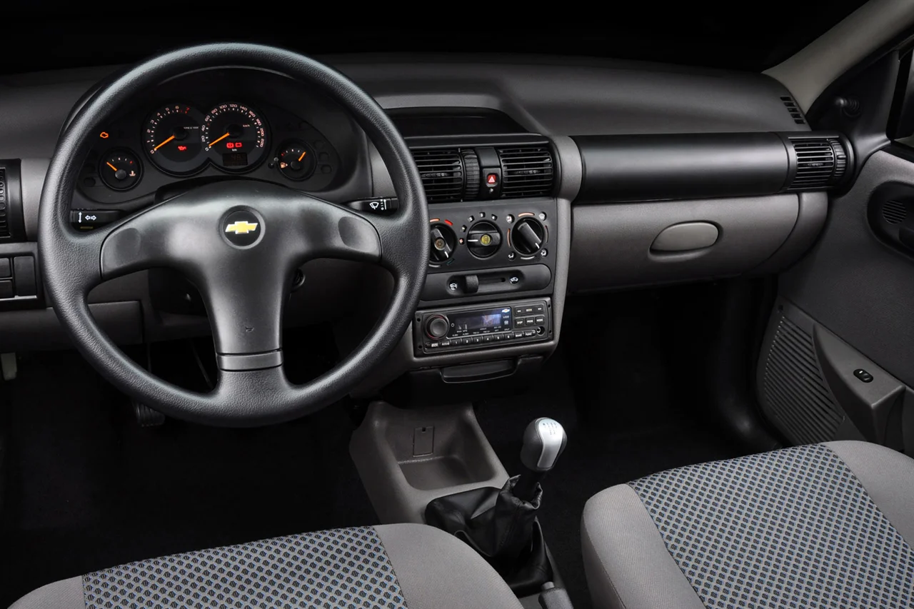 Chevrolet Corsa Hatch Super 1.0 MPFi 16V 4p