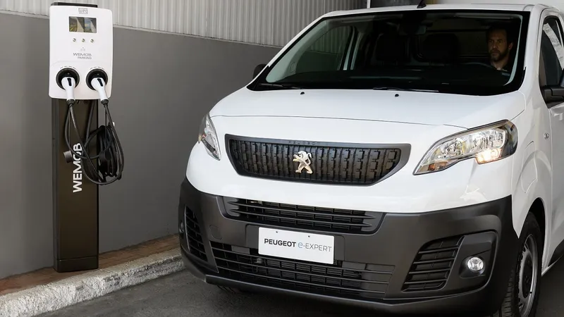   Peugeot e Citroën lançam vans elétricas para se livrar do diesel a R$ 330.000