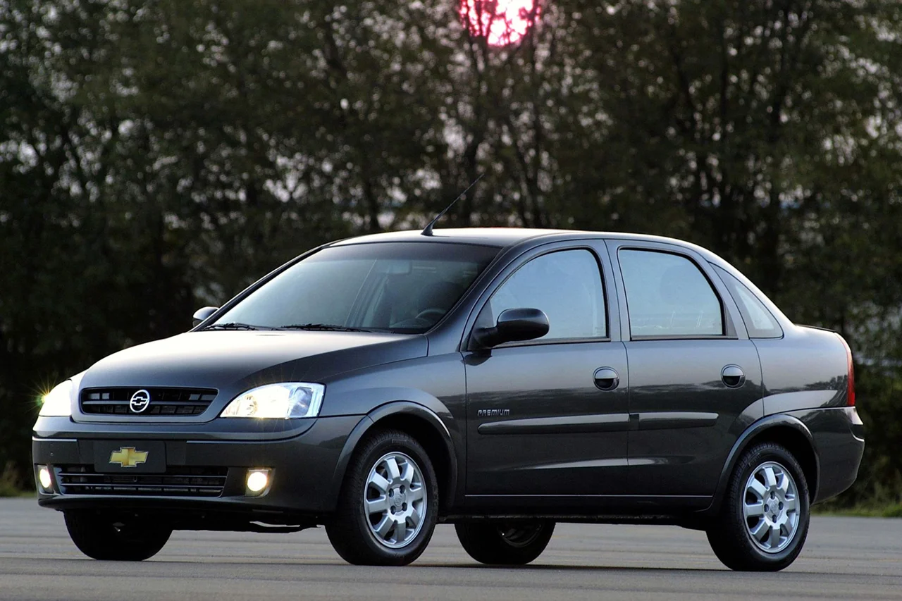 Chevrolet Corsa Sedan Premium 1.4 (Flex)