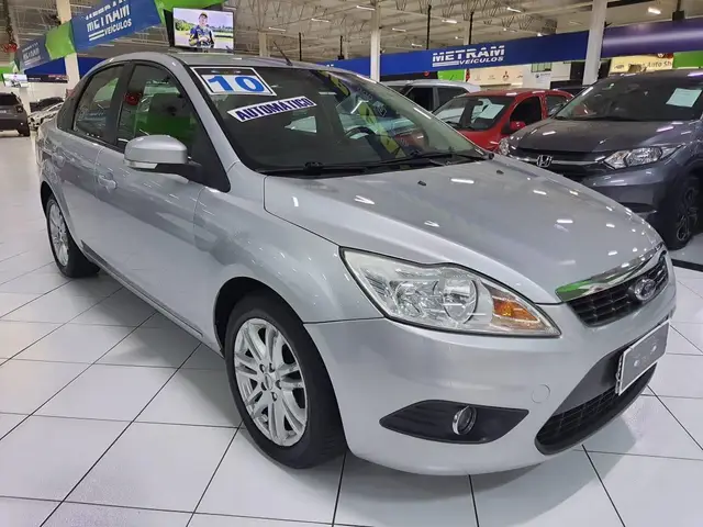 Carro Ford Focus Hatch 2013 GLX 2.0 16V (Flex) (Aut)