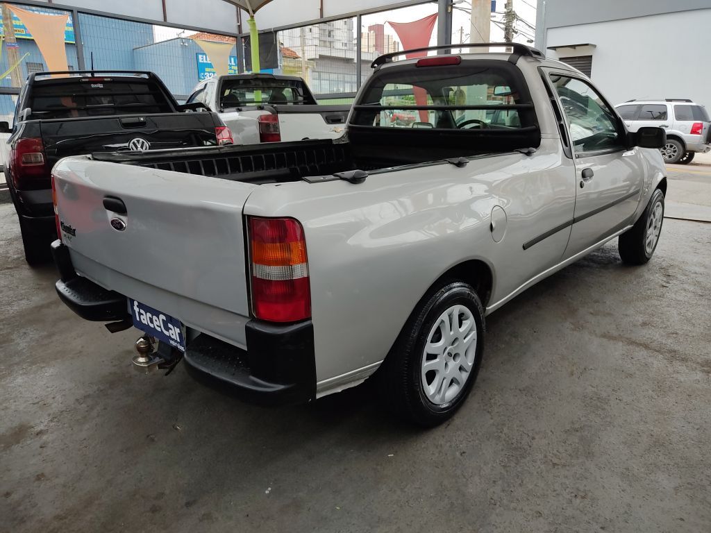 Ford Courier