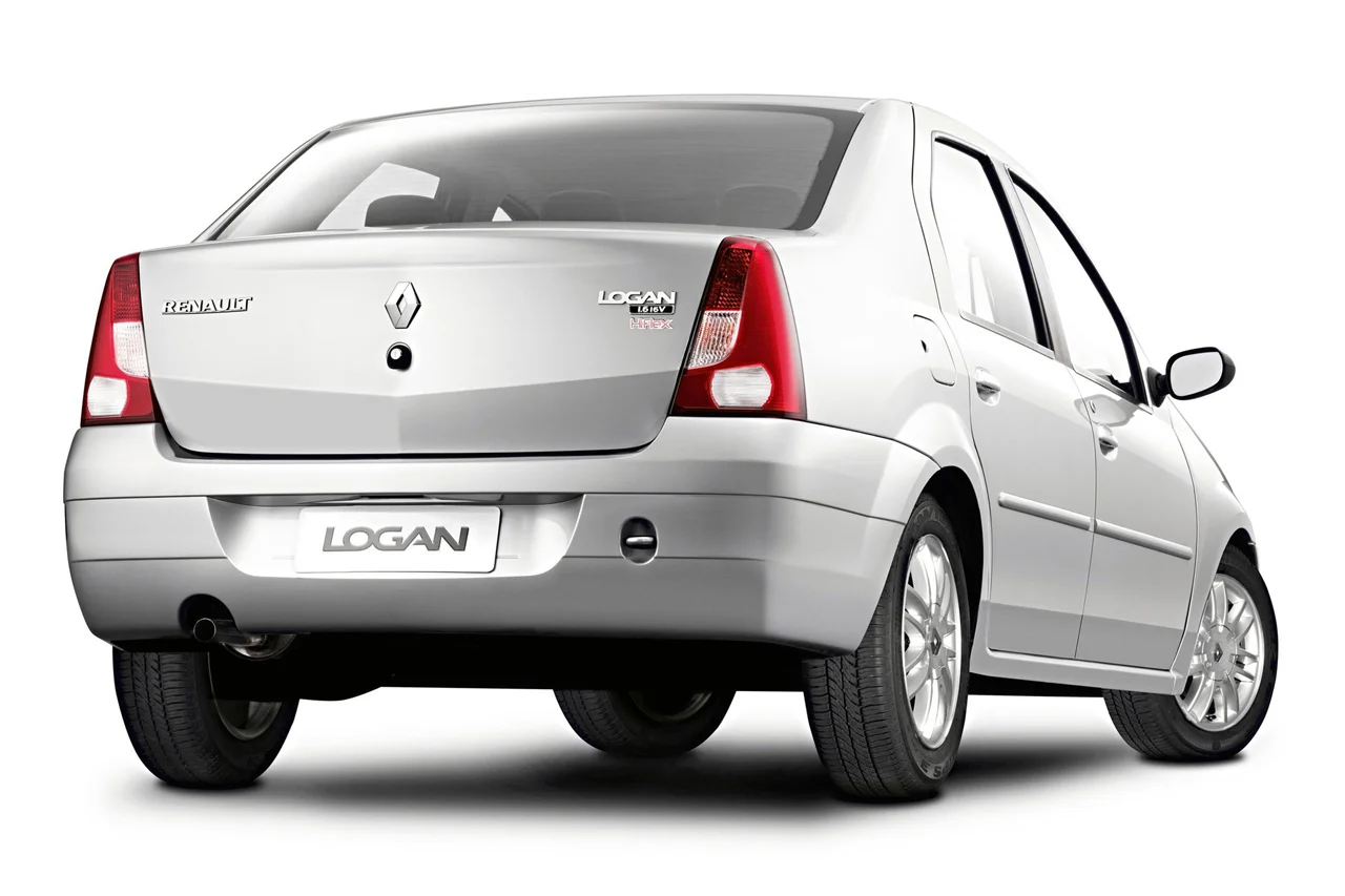 Renault Logan Authentique 1.0 16V (flex)