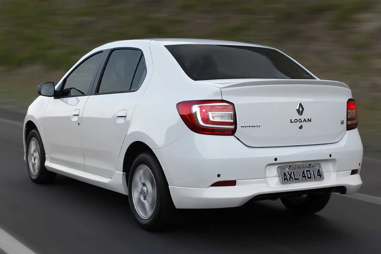 Renault Logan Expression 1.6 16V (Flex) (aut)