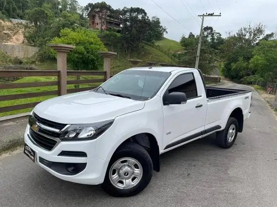 Carro Chevrolet S10 Cabine Simples 2019 S10 2.8 CTDi LS 4WD (Diesel)
