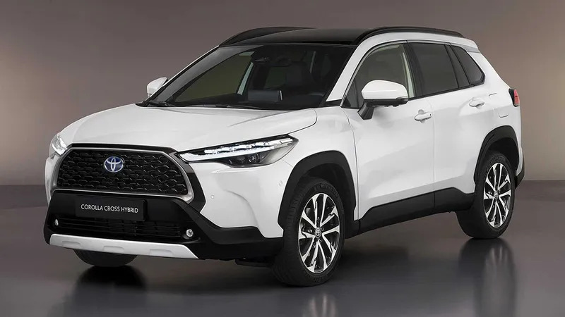 Toyota Corolla Cross europeu dá surra de tecnologia no brasileiro