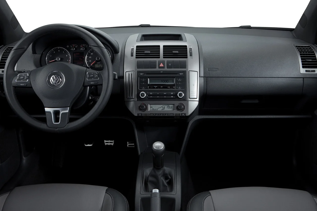 Volkswagen Polo Hatch. Sportline 1.6 8V (Flex)