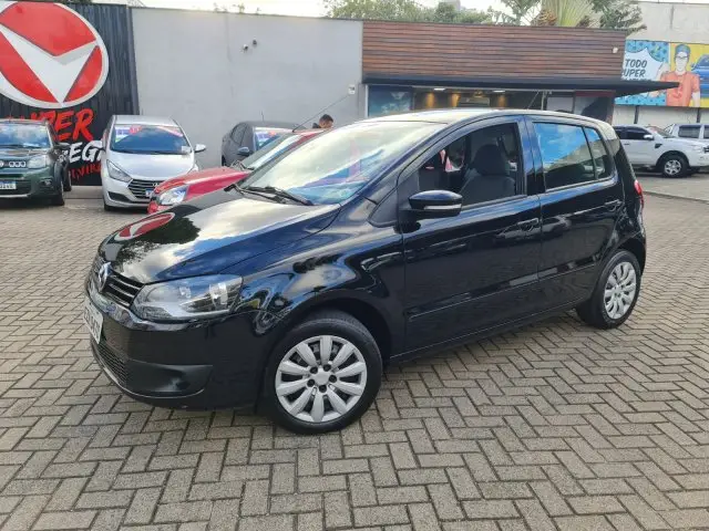 Carro Volkswagen Fox 2012 1.0 VHT (Flex) 4p
