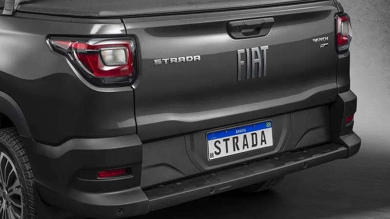 Fiat Strada automática enfim é revelada, já acima de R$ 110.000