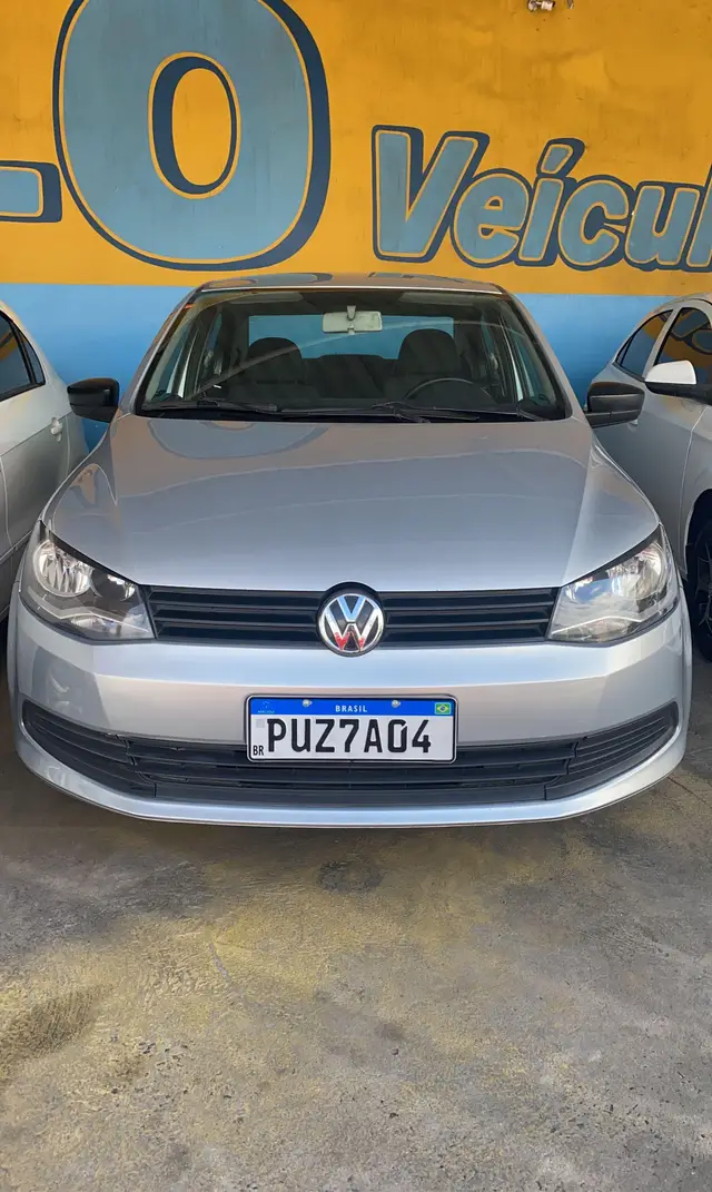 Carro Volkswagen Voyage 2015 1.0 TEC City (Flex)