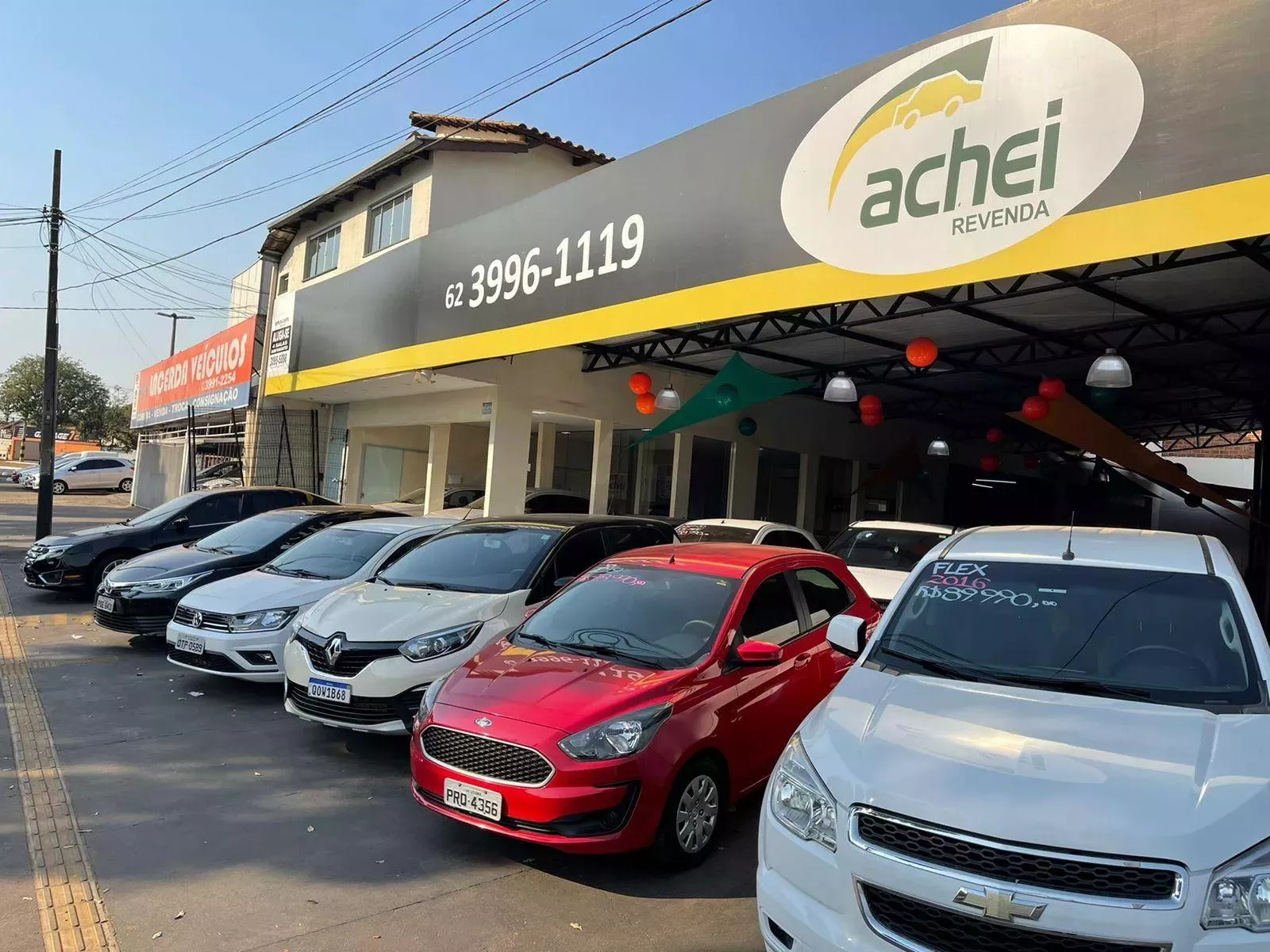Fachada da loja Veículos à venda em Achei Veículos - Goiânia - GO