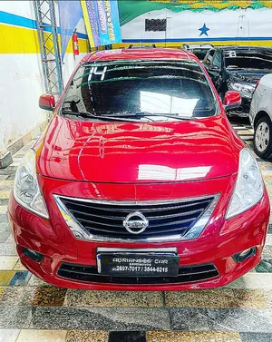 Nissan Versa 2014 1.6 16V SL (Flex)