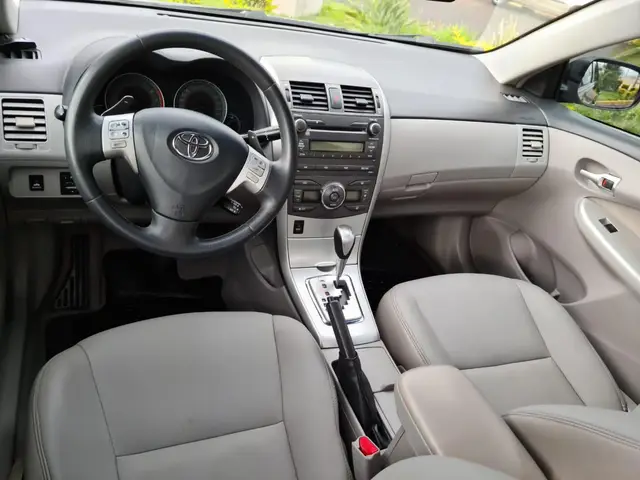 Carro Toyota Corolla 2012 2.0 XEi Multi-Drive S (Flex)