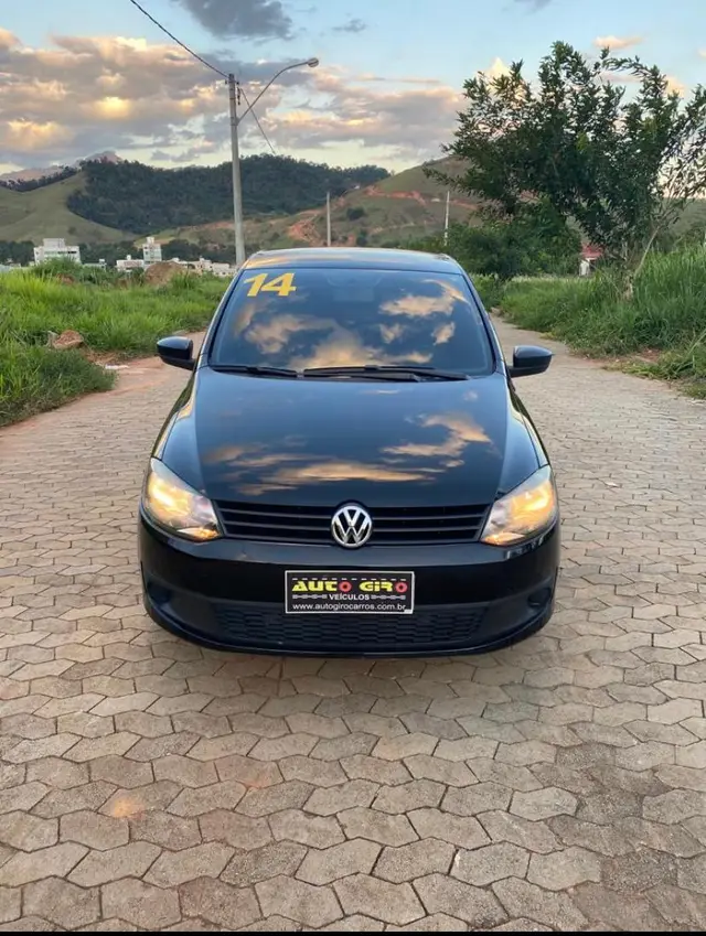 Carro Volkswagen Fox 2014 1.0 TEC (Flex) 2p