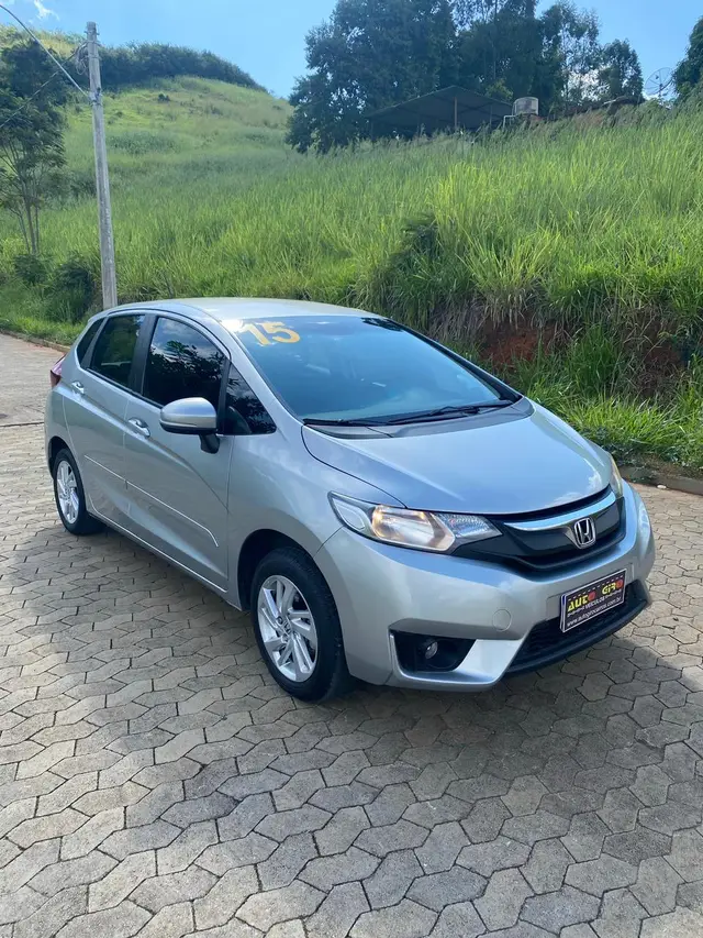 Carro Honda Fit 2015 1.5 16v LX (Flex)