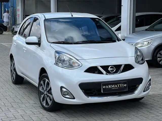 Nissan March 1.0 12V SV (Flex)