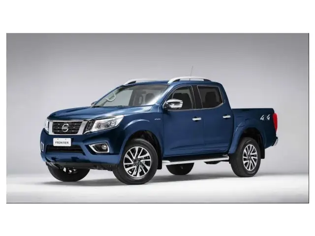Carro Nissan Frontier 2022 2.3 TD CD LE 4x4 (Aut)
